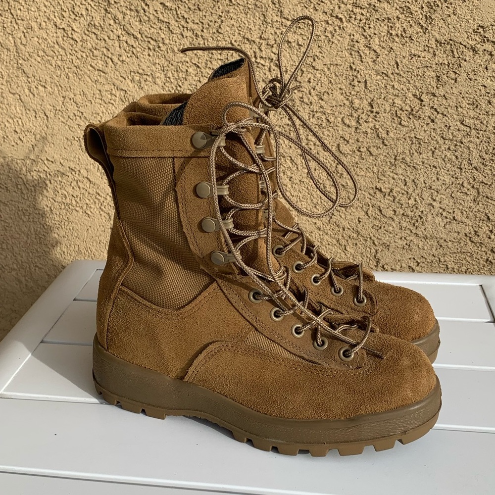 McRae Footwear US Army Issued desert Combat suede boots 4R